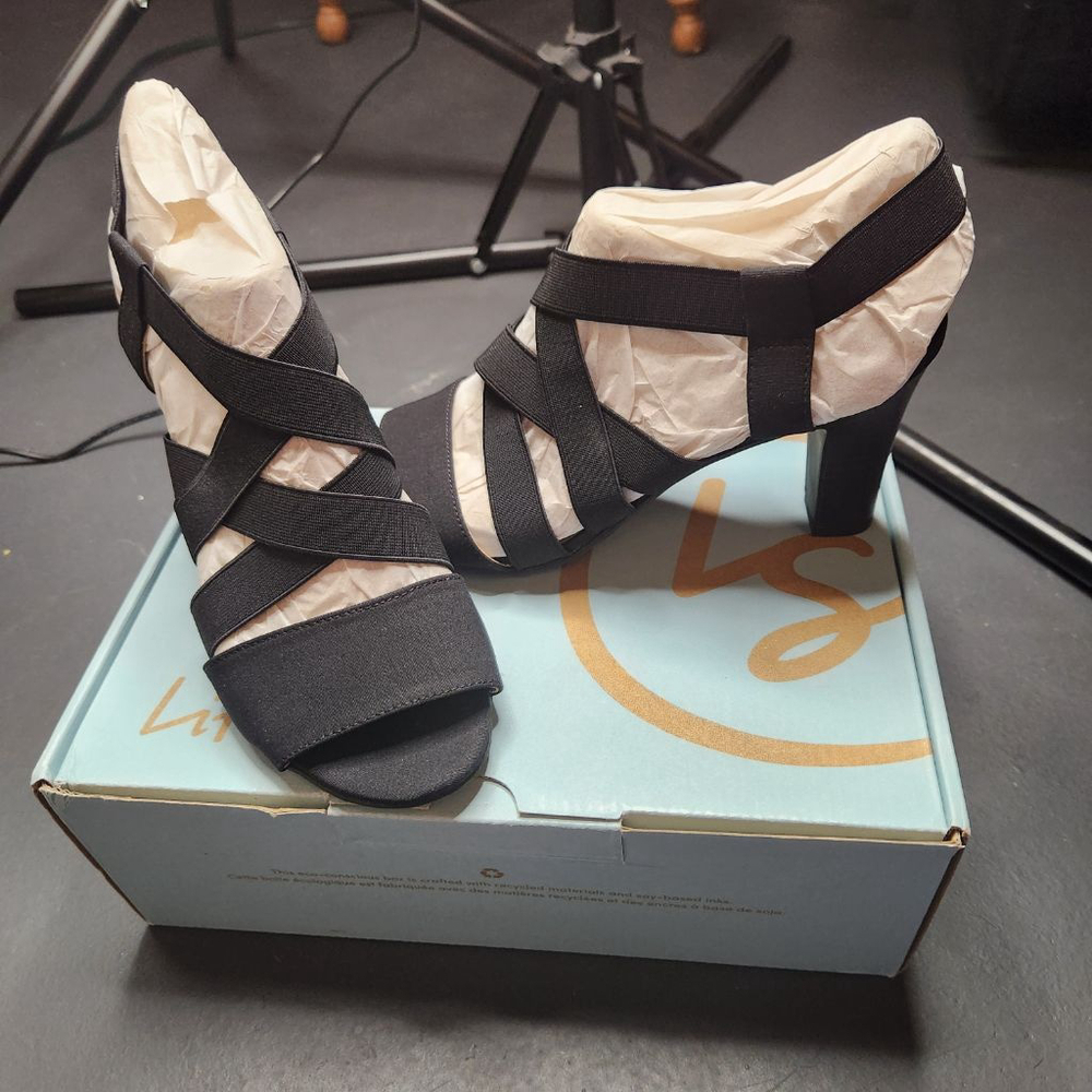 Women's LifeStride Black Strappy Heels Size 7W